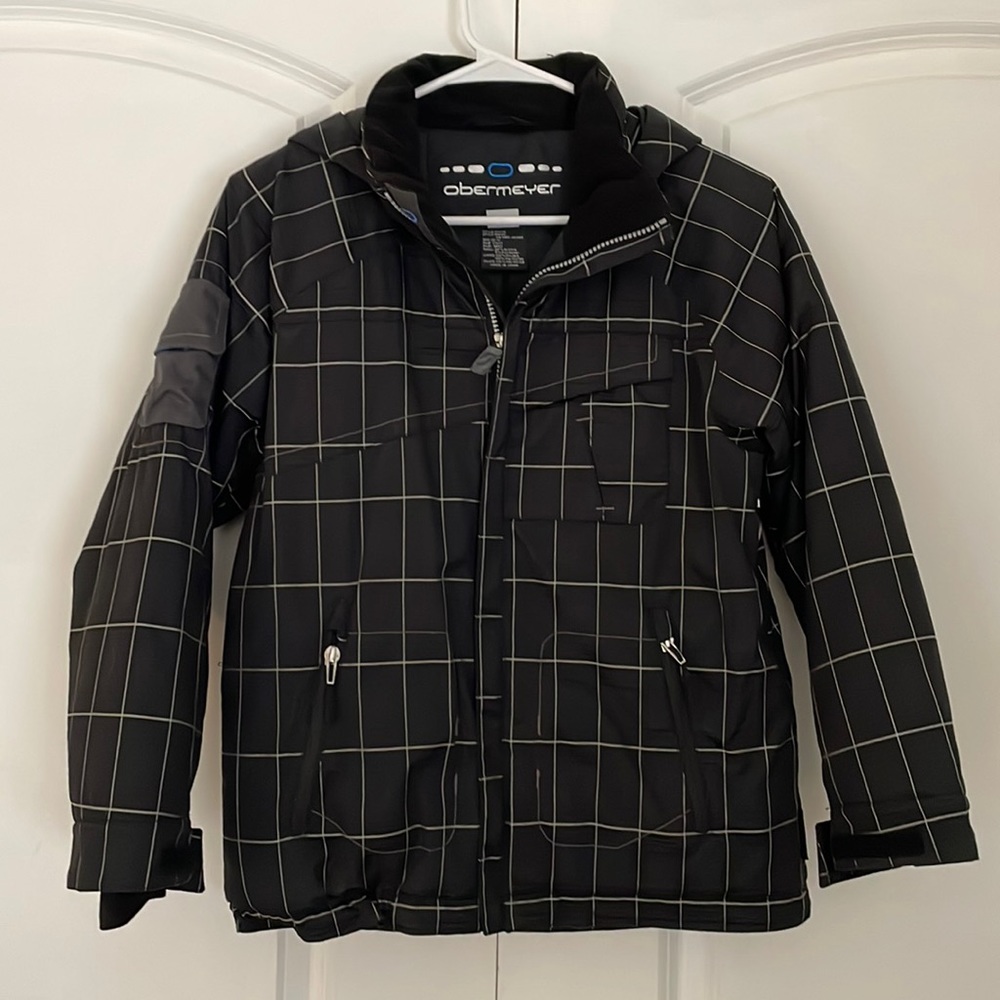Boys Obermeyer snow jacket.